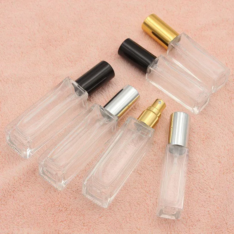 Clear Portable Glass Parfym Spray Bottle 10 ml 20 ml Tomma kosmetiska behållare med atomizer Gold Silver Cap Fragrance Bottles TRCPW XGQHE