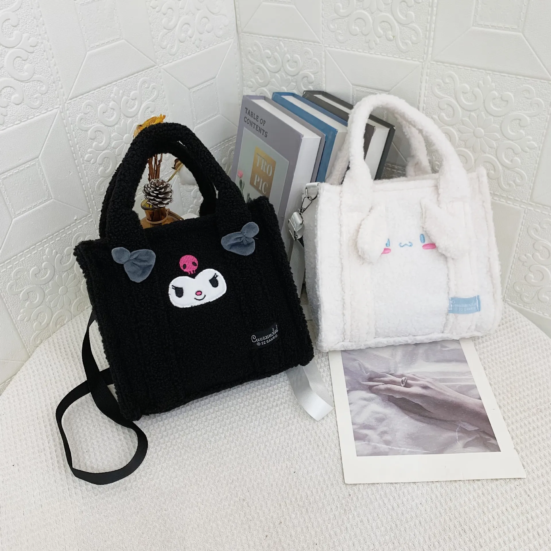 Sac à main en peluche Kuromi cannelle My Melody, sac à cosmétiques, sac de rangement de voyage, cadeaux pour femmes et filles