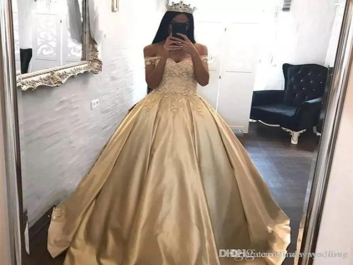 2019 Gold Quinceanera Dress Princess Arabic Dubai Styles Off Shoulder Sweet 16 Ages Long Girls Prom Party Pageant Gown Plus Size C1188689