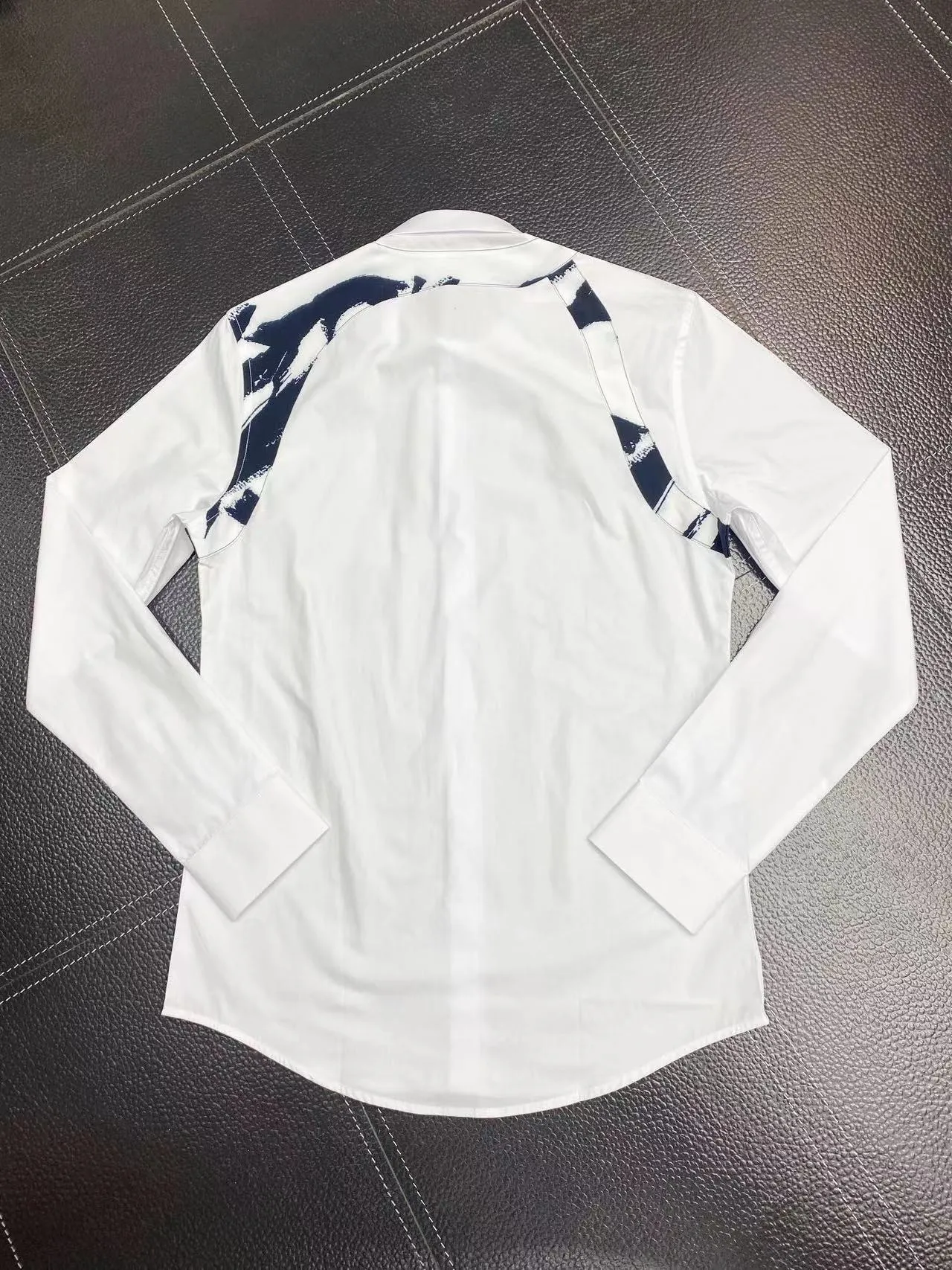 Men's Long Sleeve Fold Harness Shirt Slim Fit Square Collar 100% Cotton Broadcloth Dobby Poplin Print from Dhgate Men's Casual Shirts - price 29.56 Men's Long Sleeve Fold Harness Shirt Slim Fit Square Collar 100% Cotton Broadcloth Dobby Poplin Print from Dhgate Men's Casual Shirts - price 29.56