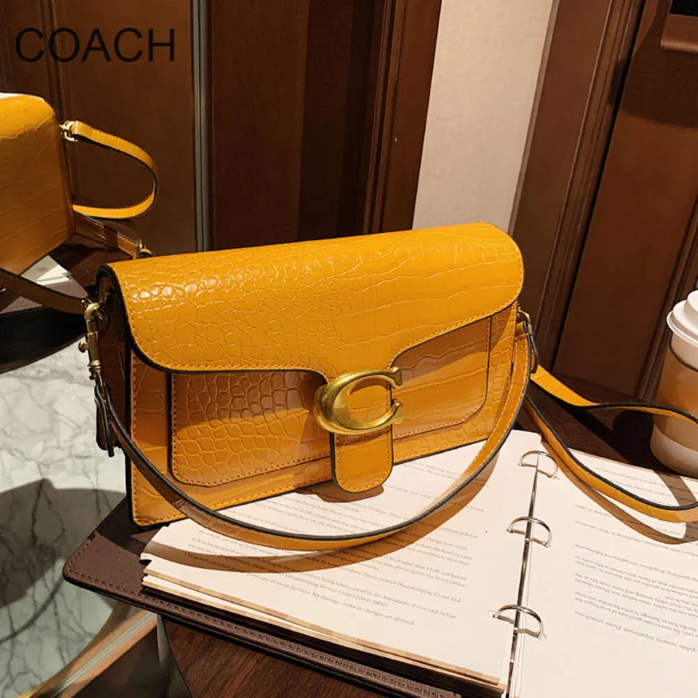 Hot European and American Designer Bag Factory Online Wholesale Retail Small Bag Womens New Crocodile Pattern Square Fashion One Shoulder Crossbody Bags