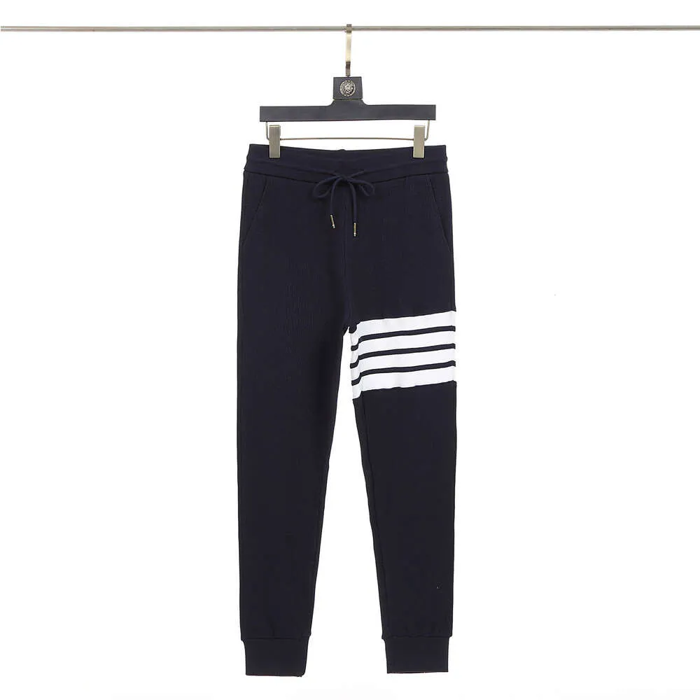 Pantaloni Thombrown Tb Browin Nuovi pantaloni Tb Waffle Pantaloni casual da uomo e da donna tinti in filo Pantaloni da jogging casual da uomo di design Pantaloni a righe da donnaU24O