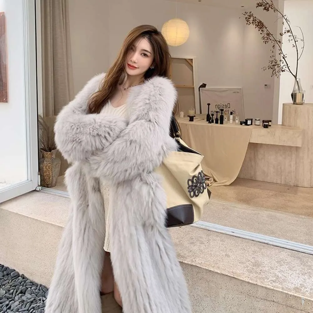DHgate.com:Double-Sided Woven Fox Fur Long Coat: Red-Coated