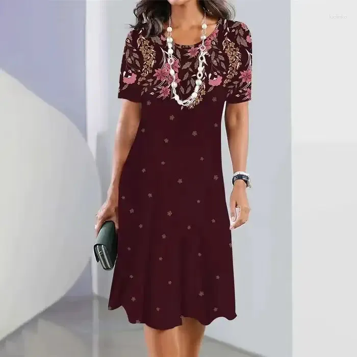 Elegant Black and White Lace Pattern Sleeveless Dress for Women Elegant Black and White Lace Pattern Sleeveless Dress for Women