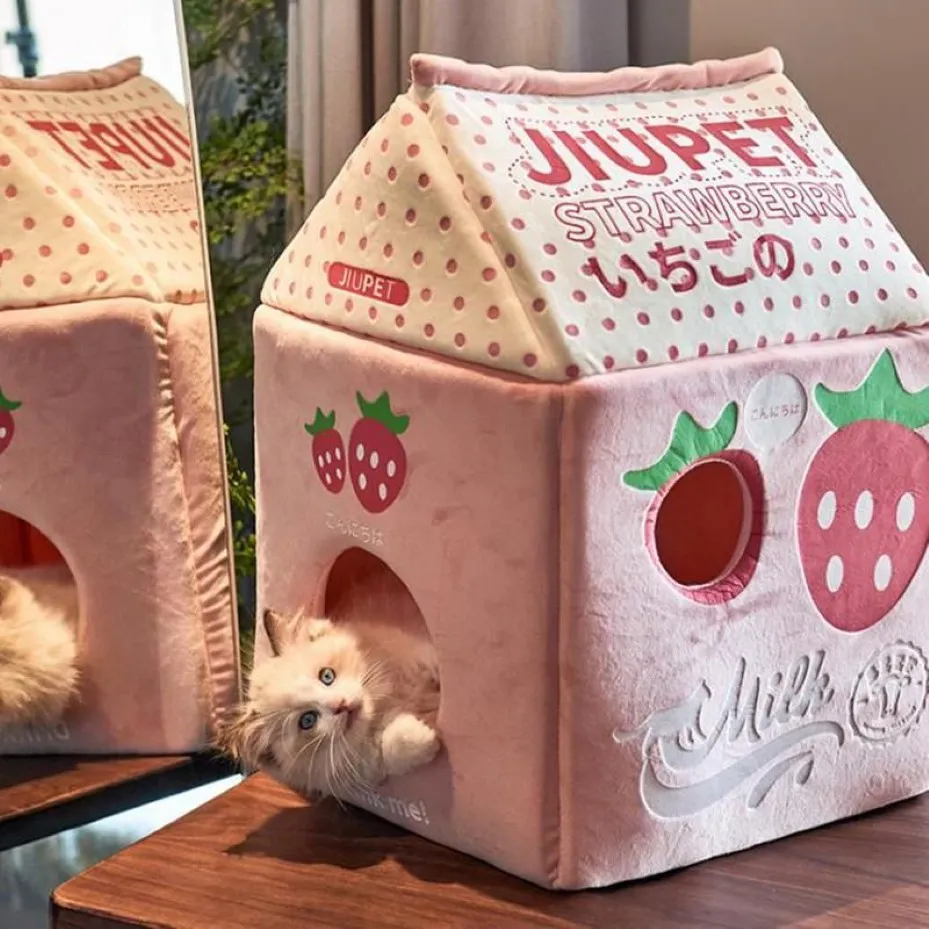 Lit pour chat au lait de fraise et de banane Cat House262M