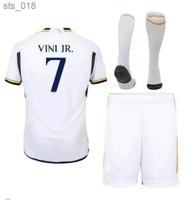 Fans Tops voetbalshirts COURTOIS 2024 GK voetbalshirt Real set uniformen volwassen kidsH240313
