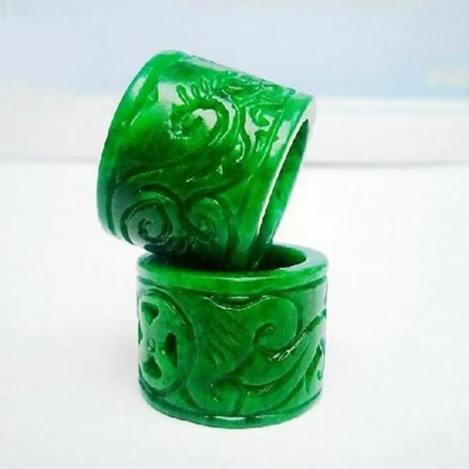 Myanmar jade green monarch pull that full color dry green Citroen raw jade carved ring for men and women287Z