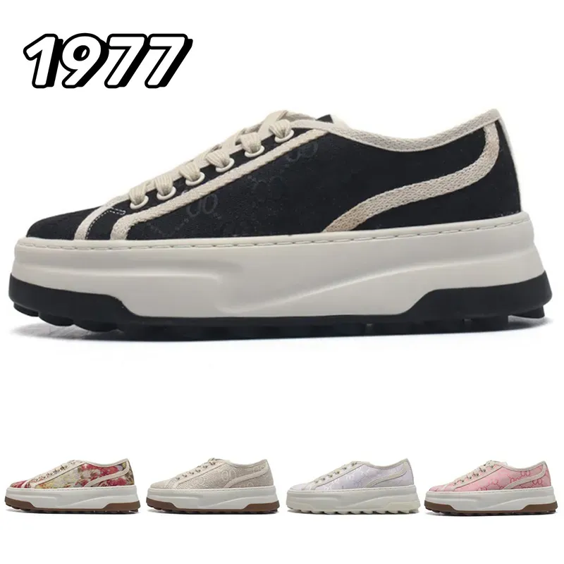 2024 Designer Luksusowe wykończenia tkaniny buty gęste solowe kobiety swobodne buty wysokie litera wysokiej jakości Włosze w 1977 r. Beige Ebony Canvas Tennis Buty