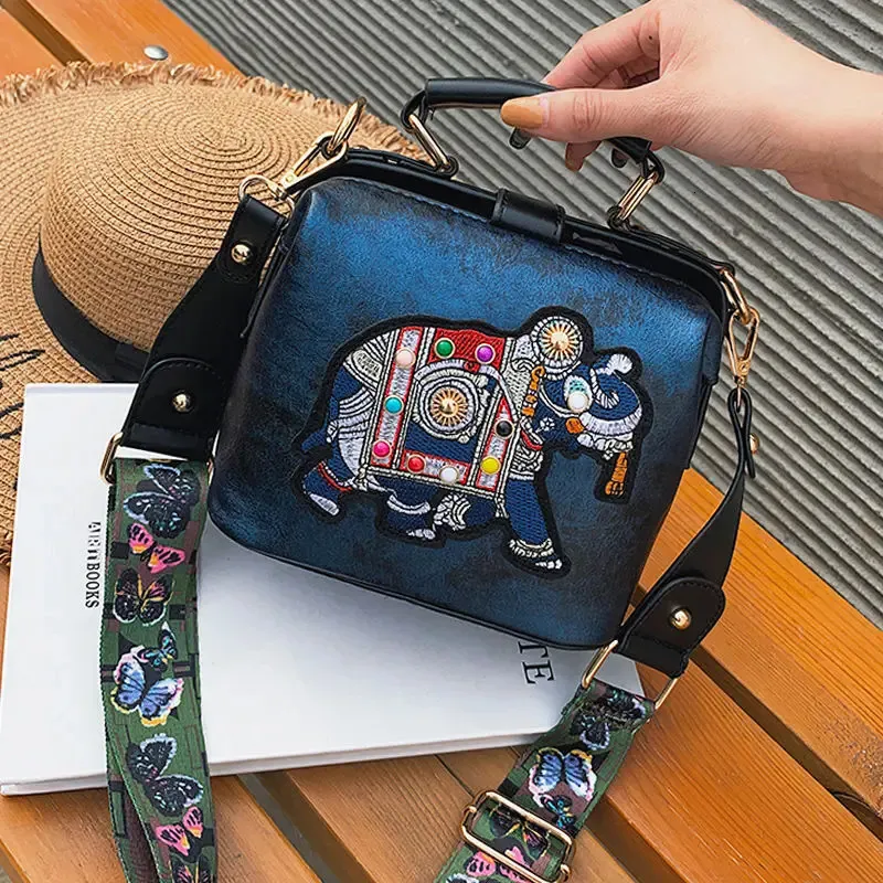 Designer Luxury Handbags Crossbody Bags Elephant Embroidered for Women Leather Handbag Messenger Bag Purses Satchels 240307