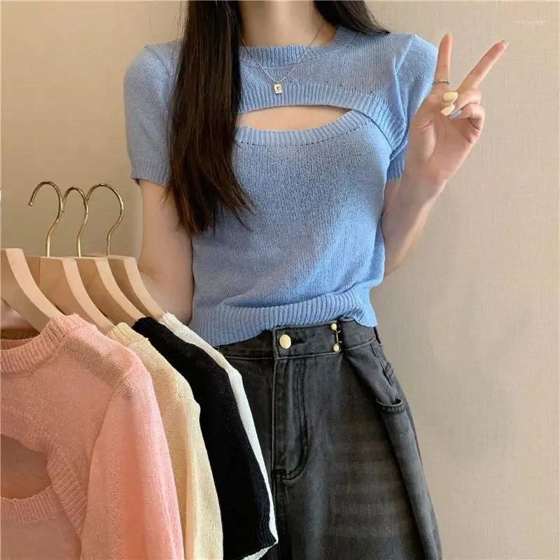 Magliette da donna Solid Chic scava fuori Harajuku Tee Basic femminile Streetwear Primavera Estate Office Lady estetica abbigliamento donna Casual Top