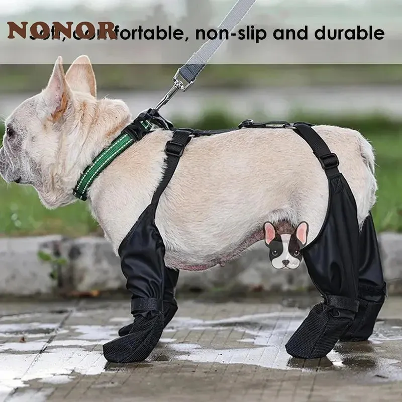 Scarpe per cani impermeabili Stivali regolabili Pet Breathbale per passeggiate all'aperto Protezione morbida per zampe Bulldog francese 240304