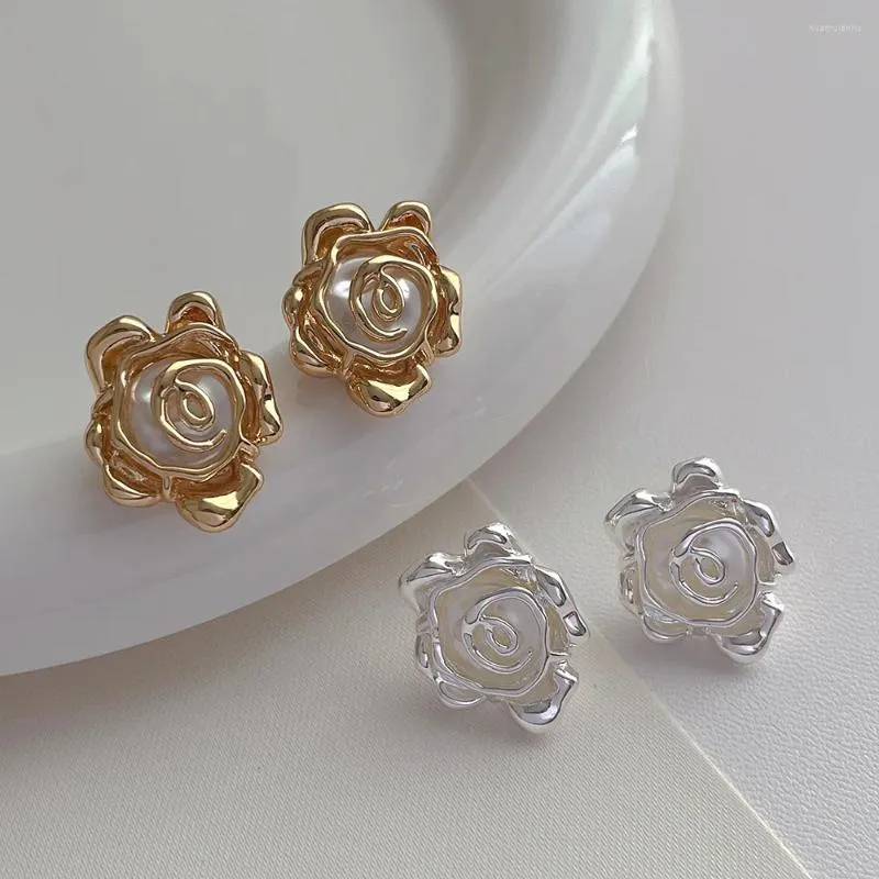 Boucles d'oreilles pendantes Minar texturé couleur blanche coquille perle fleur métallique 14K véritable or argent plaqué laiton boucle d'oreille pour femmes dame