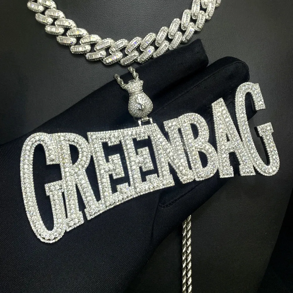 Очень большой хип-хоп мужские ювелирные изделия MoneyBag Bail Full Paved 5A CZ Iced Out Bling Letter Green Bag Подвеска Ожерелье 240311