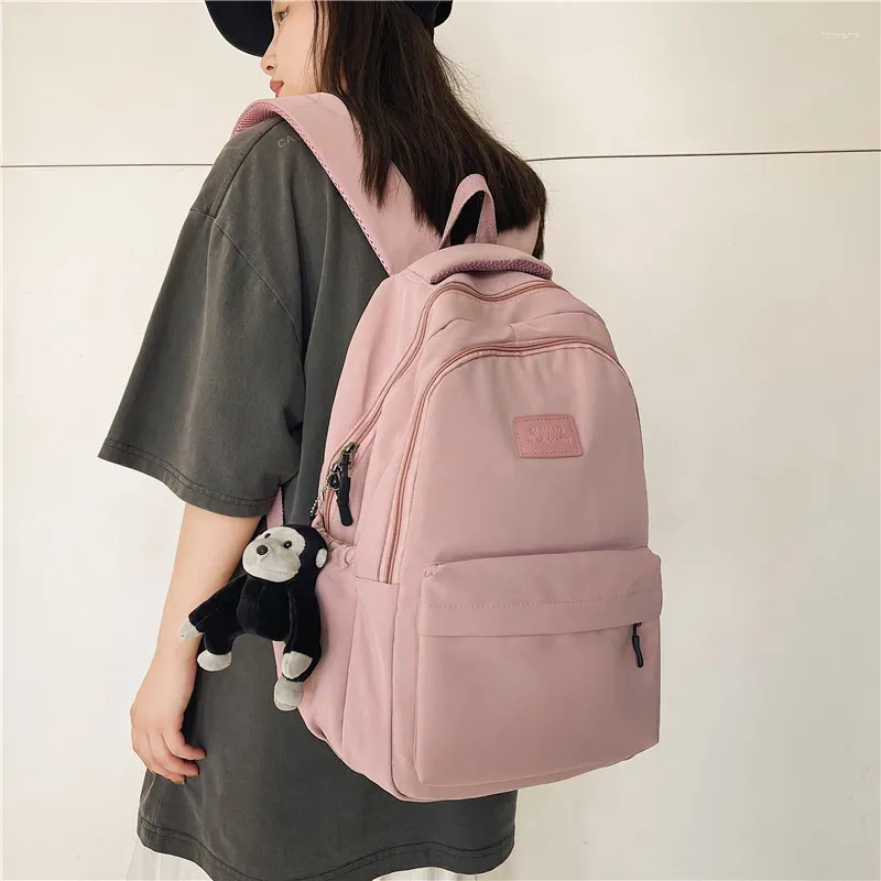 2024 School Bags 2024 mode Nylon sac à dos femme couleur unie grand cartable de haute qualité femmes livre sac adolescente belle ordinateur portable