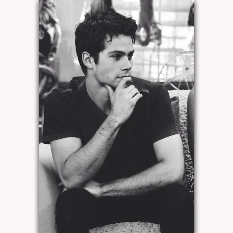 Dylan O Brien acteur Star Art affiche en soie imprimée 24x36 pouces 60x90 cm 018252h