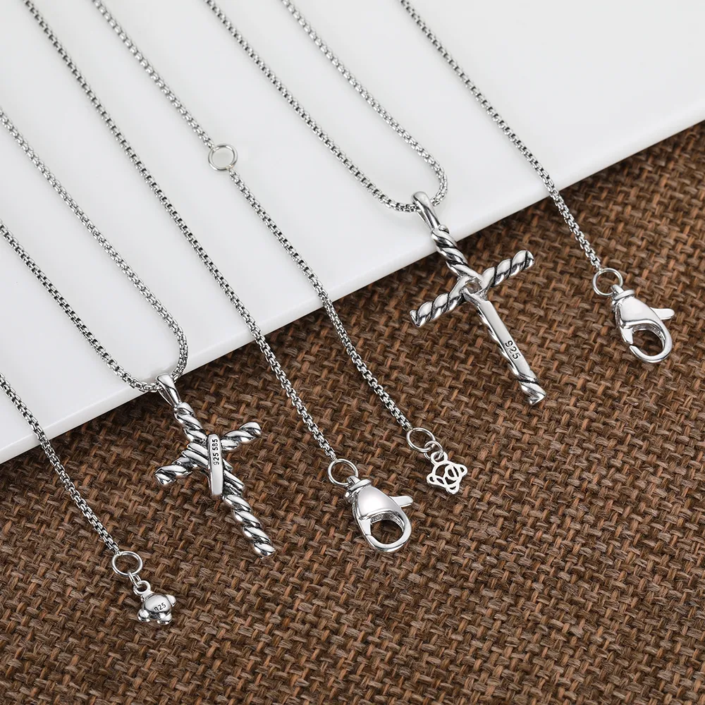 Kruis Kettingen 50 cm Kettingen Vrouwen Volledige Diamanten Sieraden Chevron Kruis Hanger Pave Zirkoon Dog Tag Ketting Zonnebloem Vrede