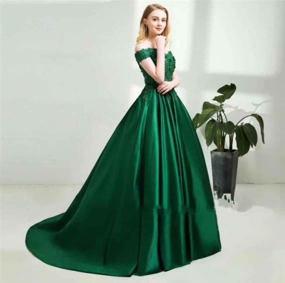 2018 élégantes robes de bal en dentelle verte perles sexy à lacets sur l'épaule longues robes de soirée personnalisées pick up robe de soirée 97240331324900