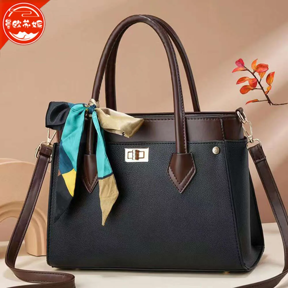 Shop Factory Wholesale Mothers Day Gift Mother Tote Large Bag for Women 2024 New Mother-in-law Capacity Textured Single Shoulder Crossbody Womens