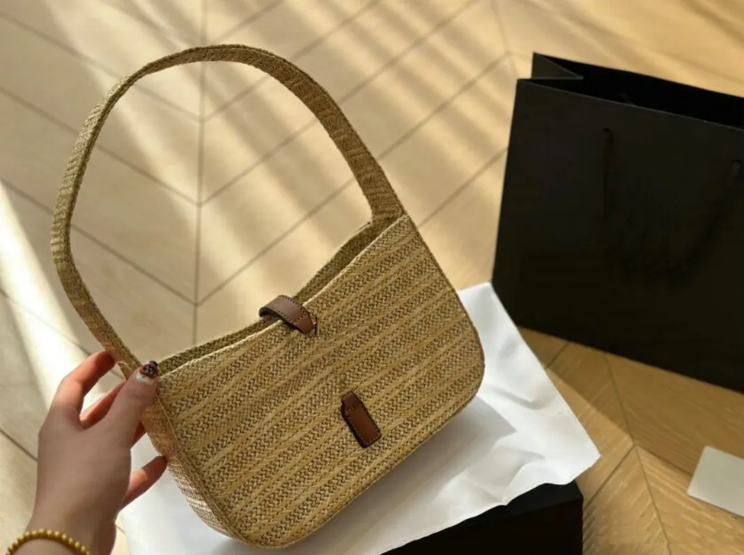 Woman Straw Bags shoulder bags Hobos Handbags Chain Purses Designer Crossbody Baguettes Lady Small Totes