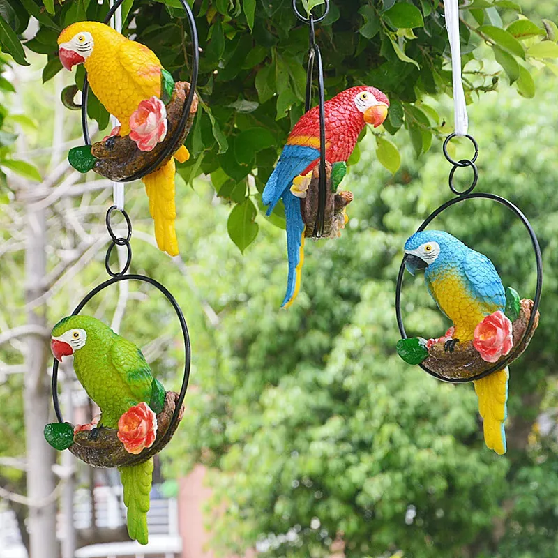 Creative Resin Parrot Hang On Tree Outdoor Garden Decoration Statue Animal Sculpture For Home Office Room Garden Decor Ornament 240229