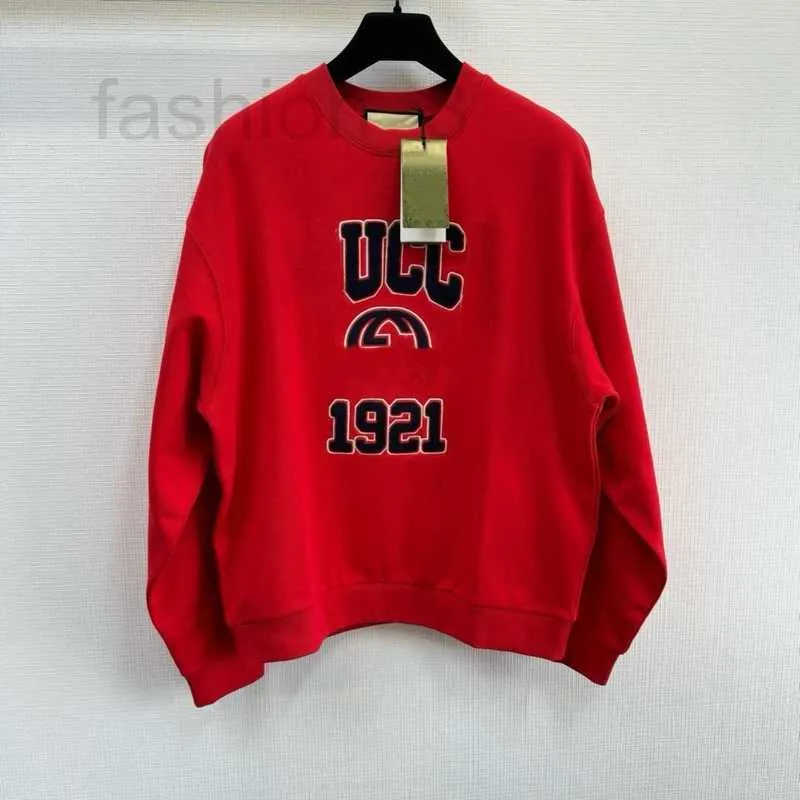 Women's Hoodies & Sweatshirts Designer 24 Early Spring New Red 1921 Double Letter Towel Embroidered Pullover Sweater for Men and Women M3P8