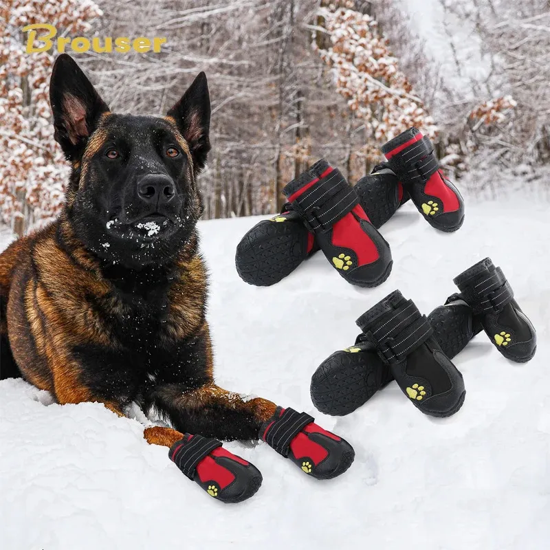 4pcsset chaussures pour chiens de compagnie bottes imperméables réfléchissantes neige chaude pluie animaux chaussons chaussettes antidérapantes chaussures pour moyen grand 240228