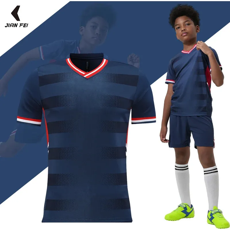 Custom 100% Polyester Childrens Soccer Jersey Breathable Boys Football Jersey Sets Quick Dry Soccer Uniform For Kids 2302 240306