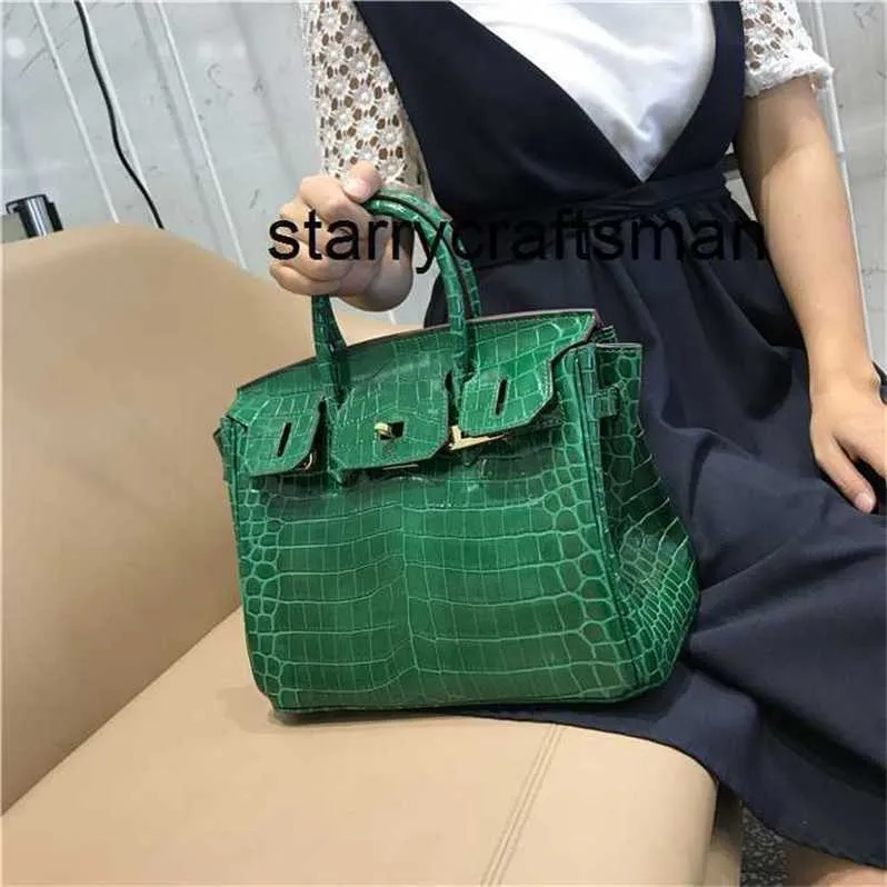 Women Totes Handbag l and Winter New Crocodile Pattern Bag Leather Womens One Shoulder Handbag Big Lock