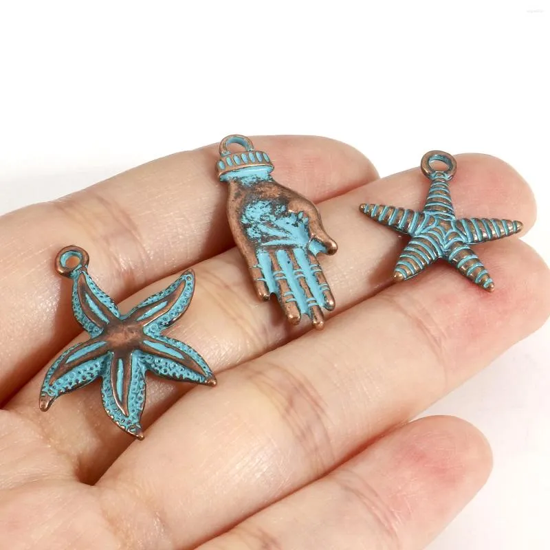 Takılar 10pcs Vintage Patina Antika Bronz Mavi Yıldız Kabuk Metal Kolyeler Diy bilezikler Kolye Kadın Partisi Mücevher Bulguları