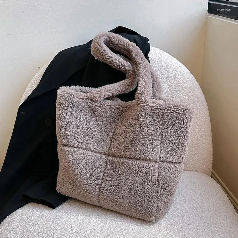 Borse da sera Borsa a tracolla sotto le ascelle da donna di grande capacità Borsa a mano in pelliccia sintetica di design di lusso Borsa invernale morbida e confortevole