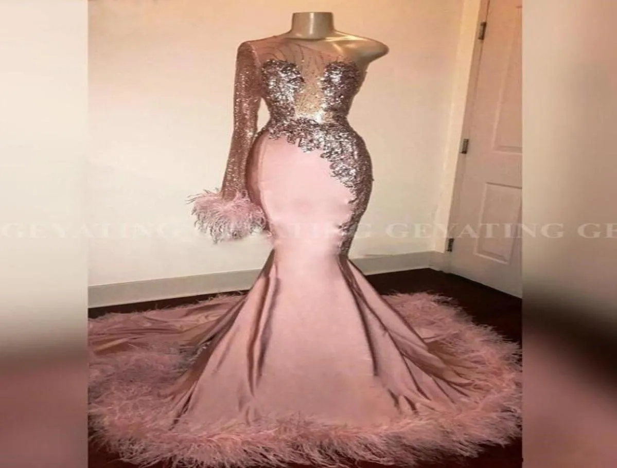 2019 African Arabska różowa syrenka Sukienki Promowe jedno ramię w Koronkowym Kequinowym Kuche pociągiem Plus Size Ostrich Formalne 3919699