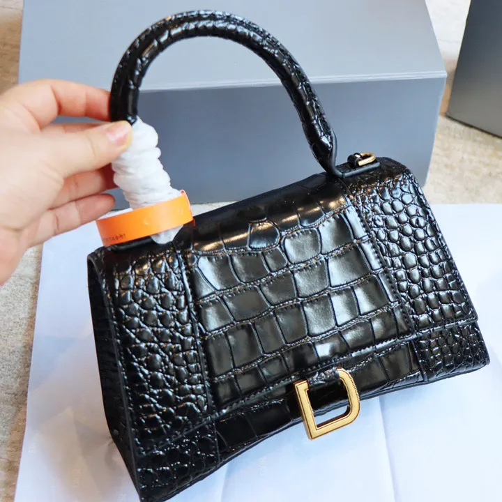 High Quality Luxurys Designers Bag Fashion Womens Shoulder Bags CrossBody Handbags Totes Purse Classic Leather Geometry Bag Ladies Wallet1 From 29 11 DHgate