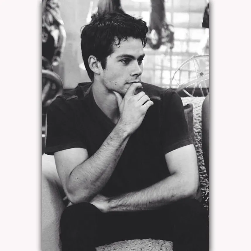 Dylan O Brien acteur Star Art affiche en soie imprimée 24x36 pouces 60x90cm 018213p