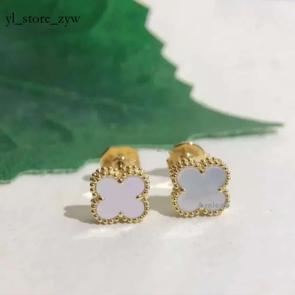 Stud Earrings Luxury Designer Earing Clover Pearl Mother-of-pearl 18K Gold Plated Agate Ear Ring Mothers Day Party Wedding Gift Jewelry Valentines Gift Expend 5871