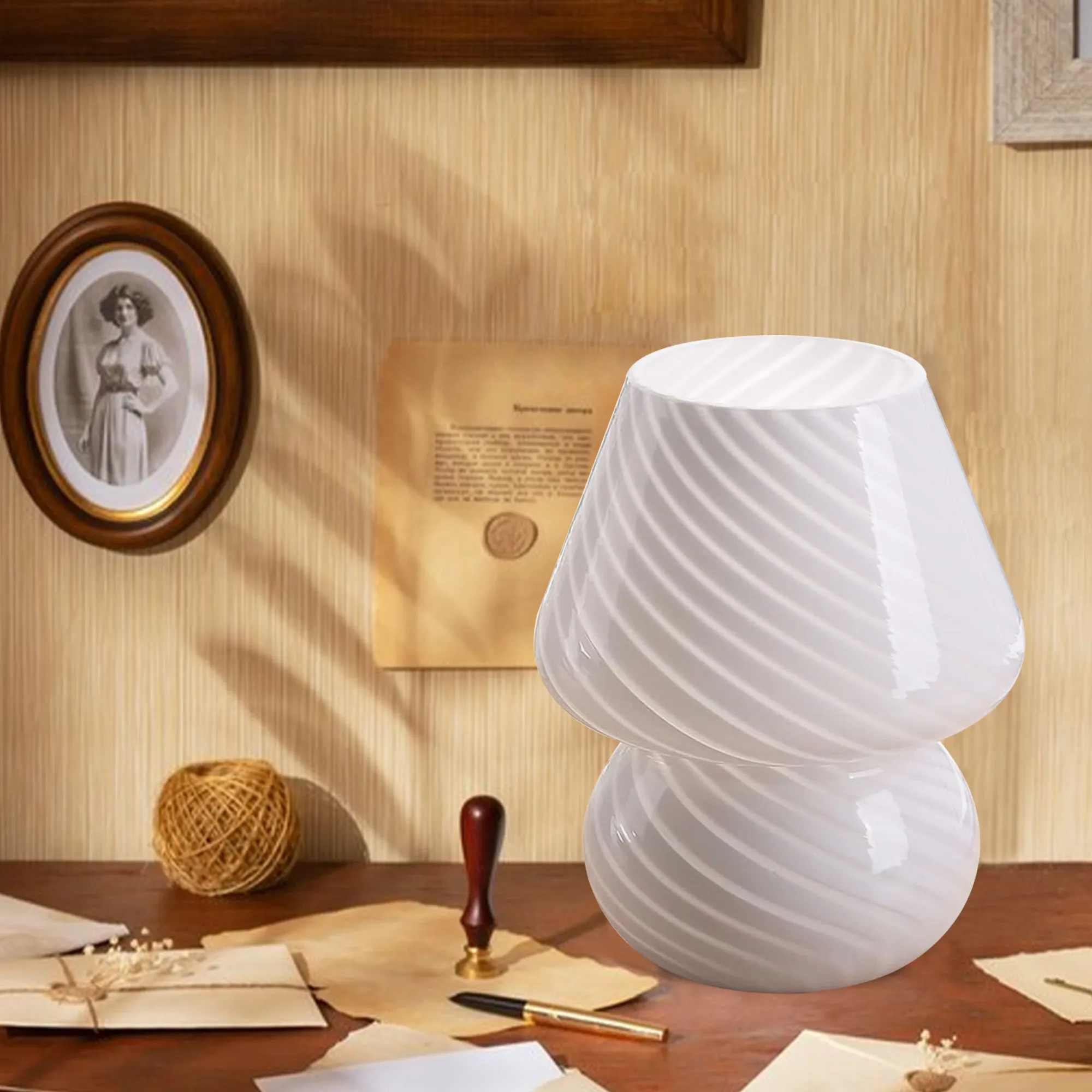 Champignonlamp, doorschijnende glazen tafellamp nachtlampen murano schattig klein modern gestreepte bureaubricht voor baby -huisdecoratie, uiteinden, dineren, meisje, cadeau, groothandel