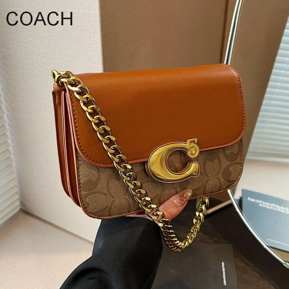 Hot European and American Designer Bag Factory Online Wholesale Retail Fashion Small Square Bag for Women Spring New Saddle Chain Single Shoulder Crossbody