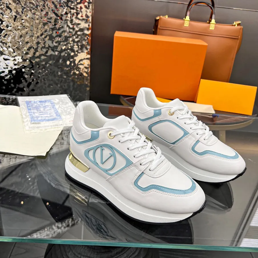 Sell designer sneakers best sale