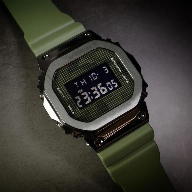 Sport Men's Digital Quartz 5000 Watch Full Fonction Resistance Water Time Time LED Big Dial Oak Series