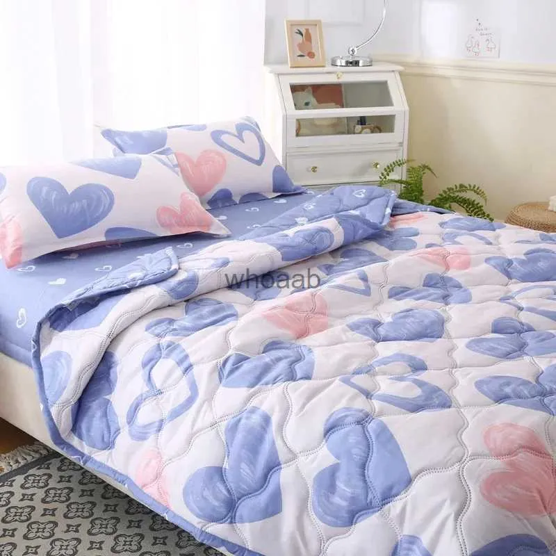 Comforters sätter quiltad sommar täcke och fodral eller enstaka täcken mjuk andningsbar tvättbar tunn täcken dubbel filt yq240313