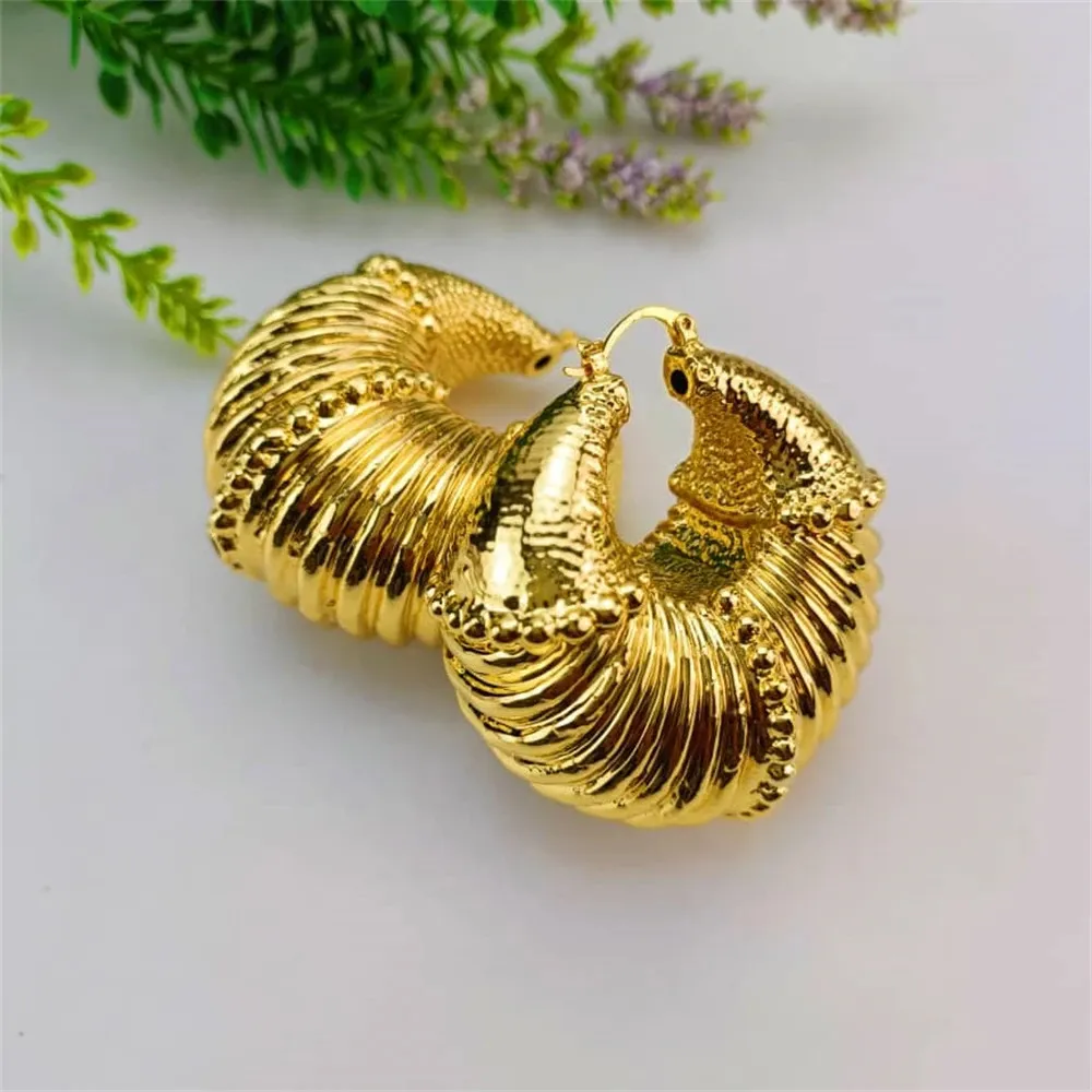 Emma Fashion Dubai Gold Color Big Circle Earring Geometric Statement Drop Kvinnlig överdimensionerad djärv smycken Tillbehör 240305