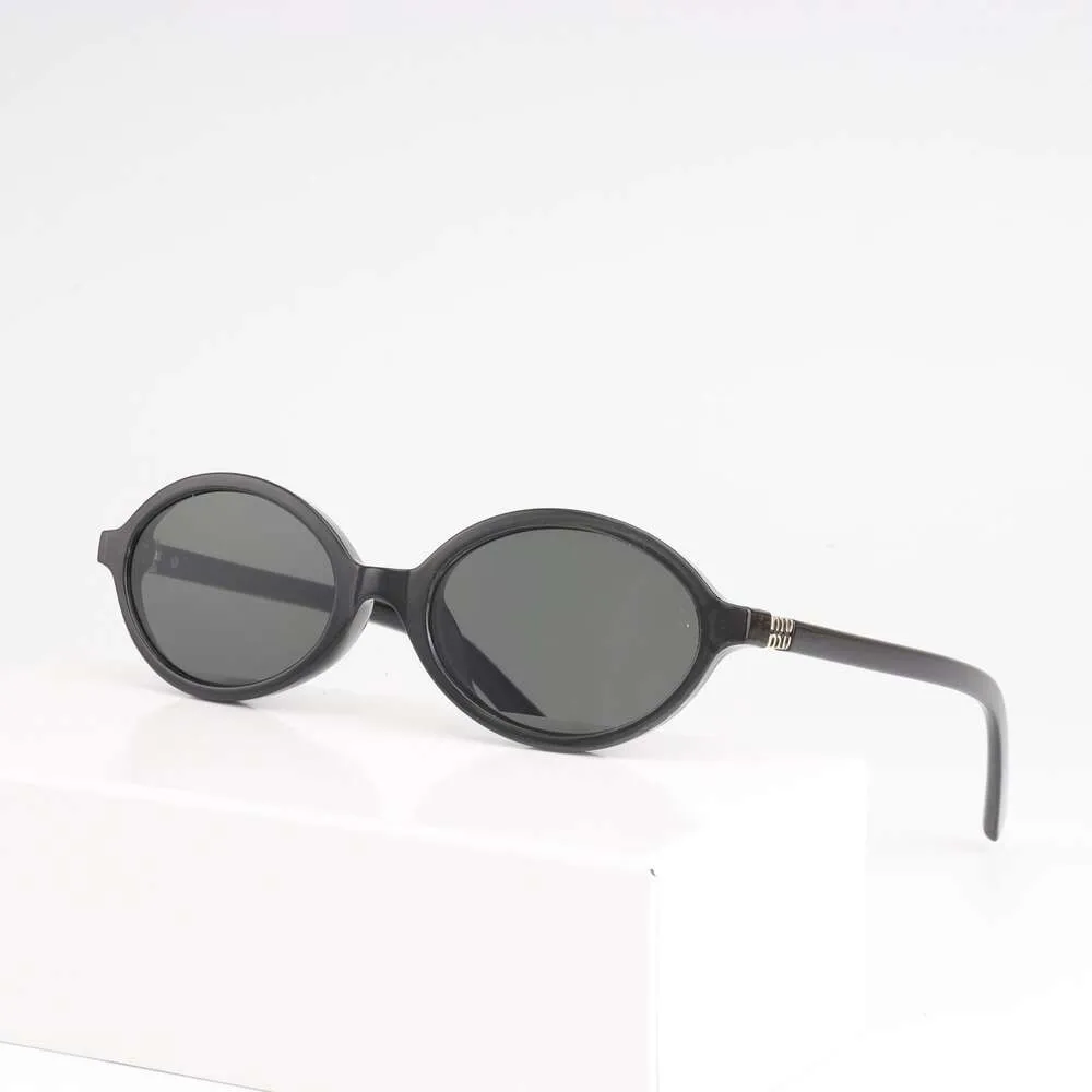 Lunettes de soleil pour hommes pour femme designer Nouveau style MM ovale petit cadre miroir uni pour femmes avec lunettes classiques et à la mode à lumière plate avec boîte