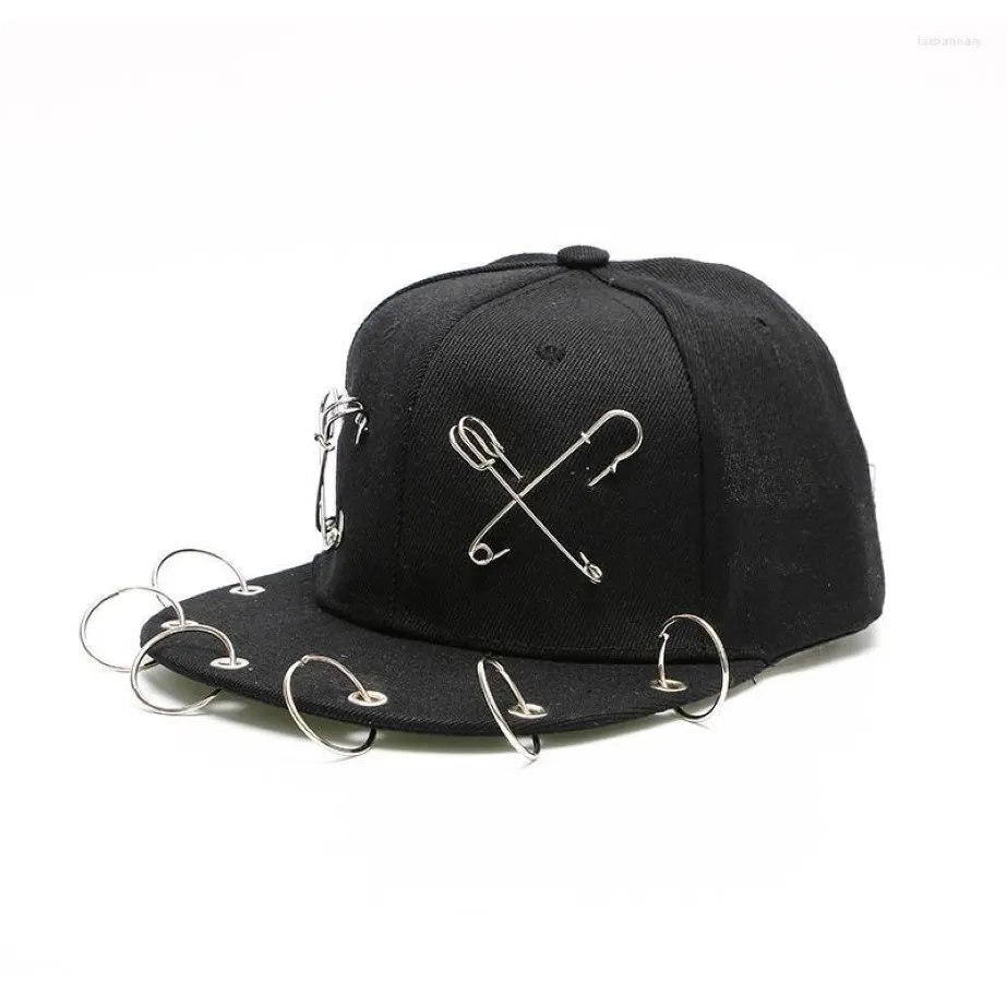 Cappellini con sfera stile punk nero cappelli hip-hop genitore-figlio tendenza spilla rivetto nappa baseball per uomo donna sfilata di moda di strada casual173B