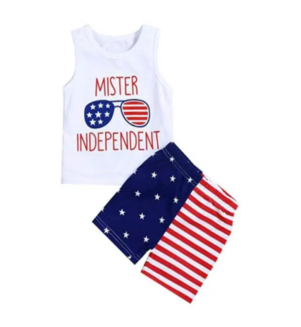 Gilet imprimé à rayures pour enfants Drapeau américain Indépendance Fête nationale États-Unis 4 juillet Été Lettre Étoile Imprimé T-shirt Pantalon à rayures Two7344419