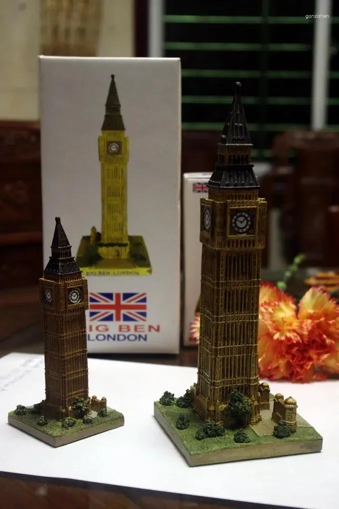 Figurines décoratives en résine, sortie d'usine, artisanat britannique Big Ben, modèle comme cadeau, artisanat de Style européen, 2 tailles