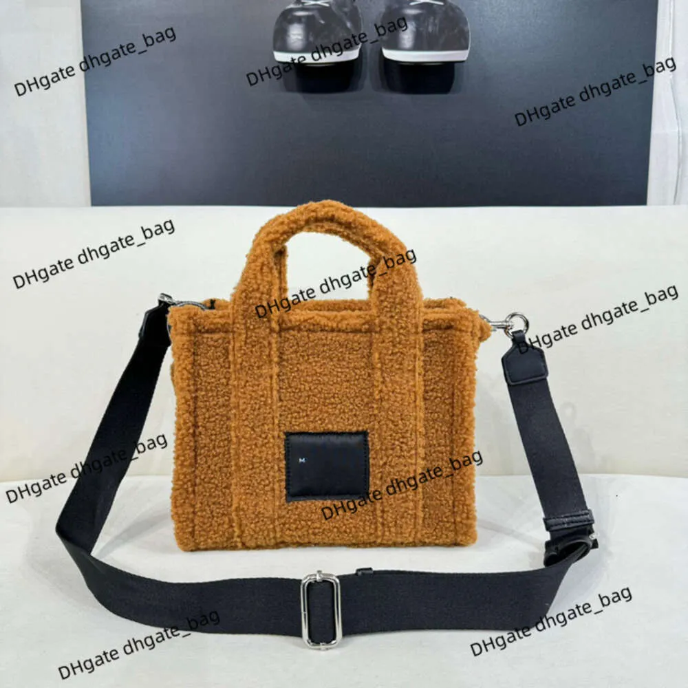 Borsa alla moda Borsa a mano da donna Borsa a tracolla di lusso Nuova borsa per orsacchiotti Mini borsa a mano Borsa a tracolla versatile per la spesa portatile