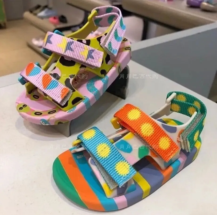 Arrivée Mini Melissa enfants sandales enfants chaussures de plage grande fille et garçon mode gelée chaussures HMI083 240311