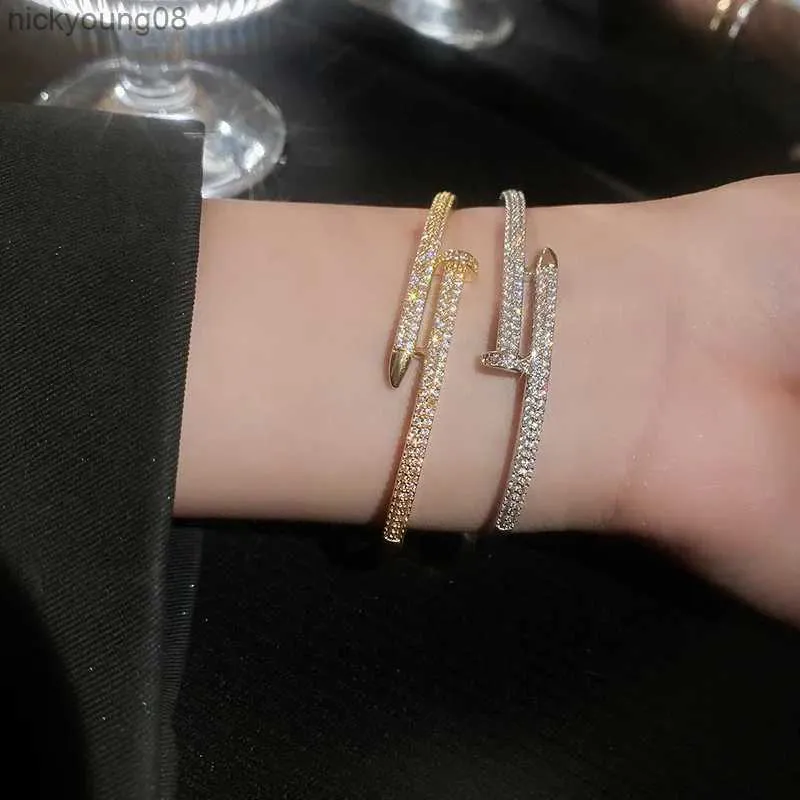 Bracelet 2024 nouveau bracelet coréen bracelet de luxe élégant mode Europe et amérique simple brillant bracelet femmes fête femme bijouxl2403
