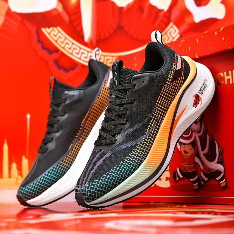 Hotselling Breathable White Running Shoes Fashion for Men Black Grey GAI-63 Mens Trainers Women Sneakers Size 7-10 345 4s dhgate dhgates dhagate.com