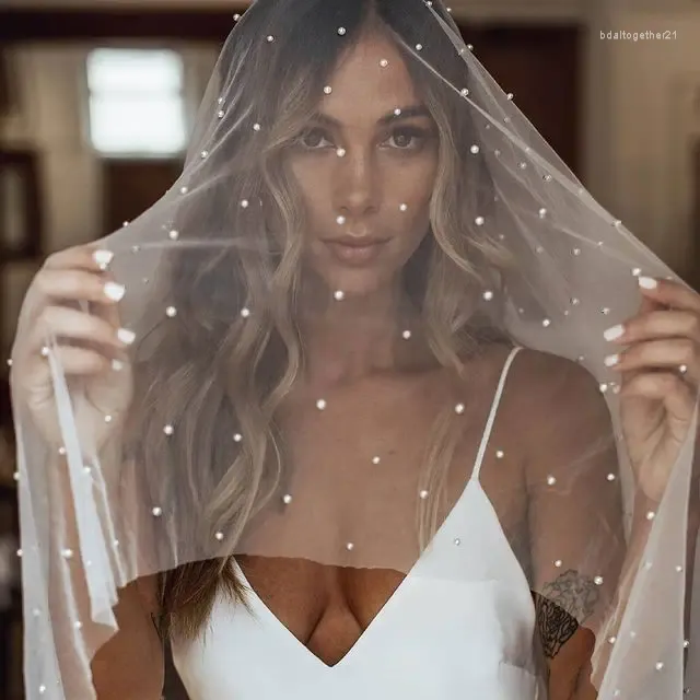 Bridal Veils TOPQUEEN V114 Pearls Wedding With Blusher Handmade Beaded 3M Cathedral Veu Collection
