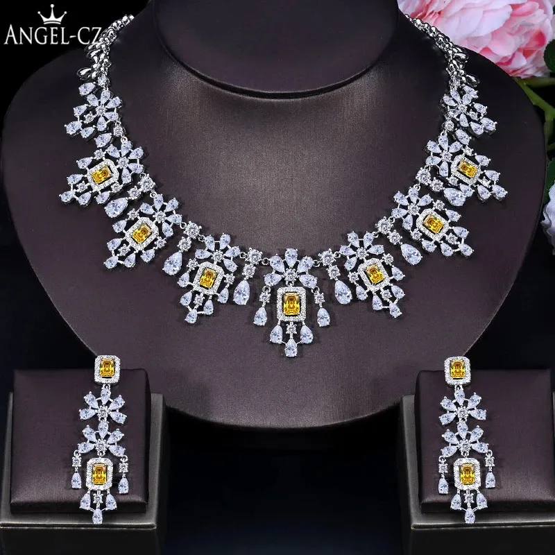 ANGELCZ Exclusieve Dubai Bruidskostuum Sieradenset voor Dames Geel Zirkonia Kwastje Vierkant Druppel Ketting Oorbellen AJ199 240311